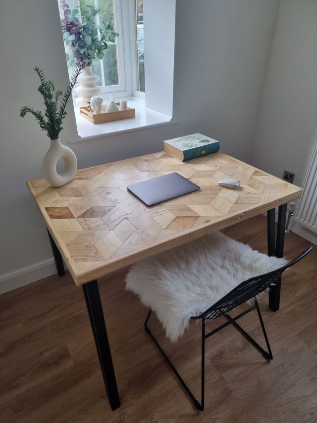 Handmade desk with 3D block pattern top crafted from reclaimed wood and industrial metal legs – sustainable design for home office or studio.
