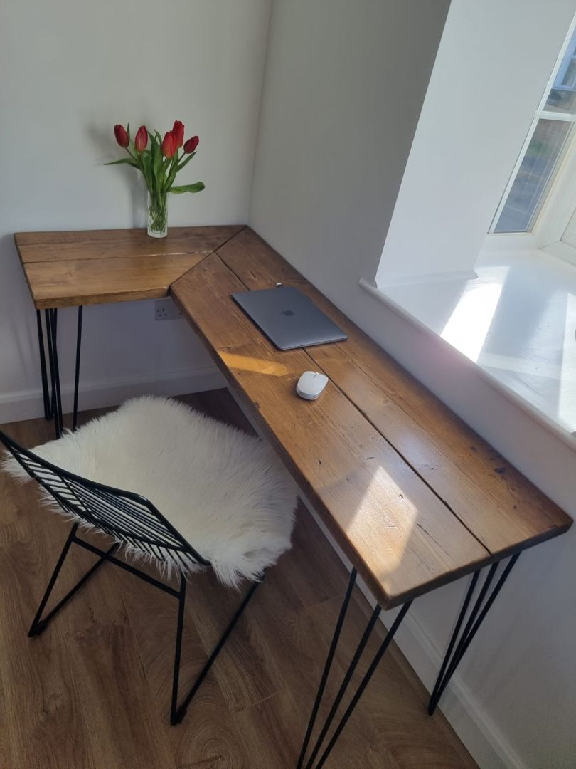 Handmade L-shaped corner desk with reclaimed scaffold board top and industrial metal legs – customisable layout with left or right return.