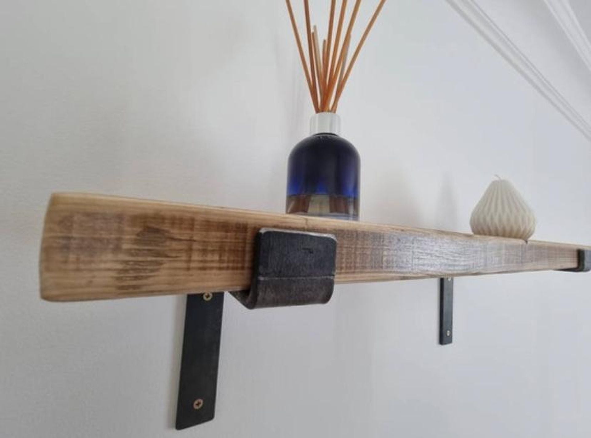 Reclaimed wood wall shelves with industrial or retro-style metal brackets – handmade to order with rustic finish